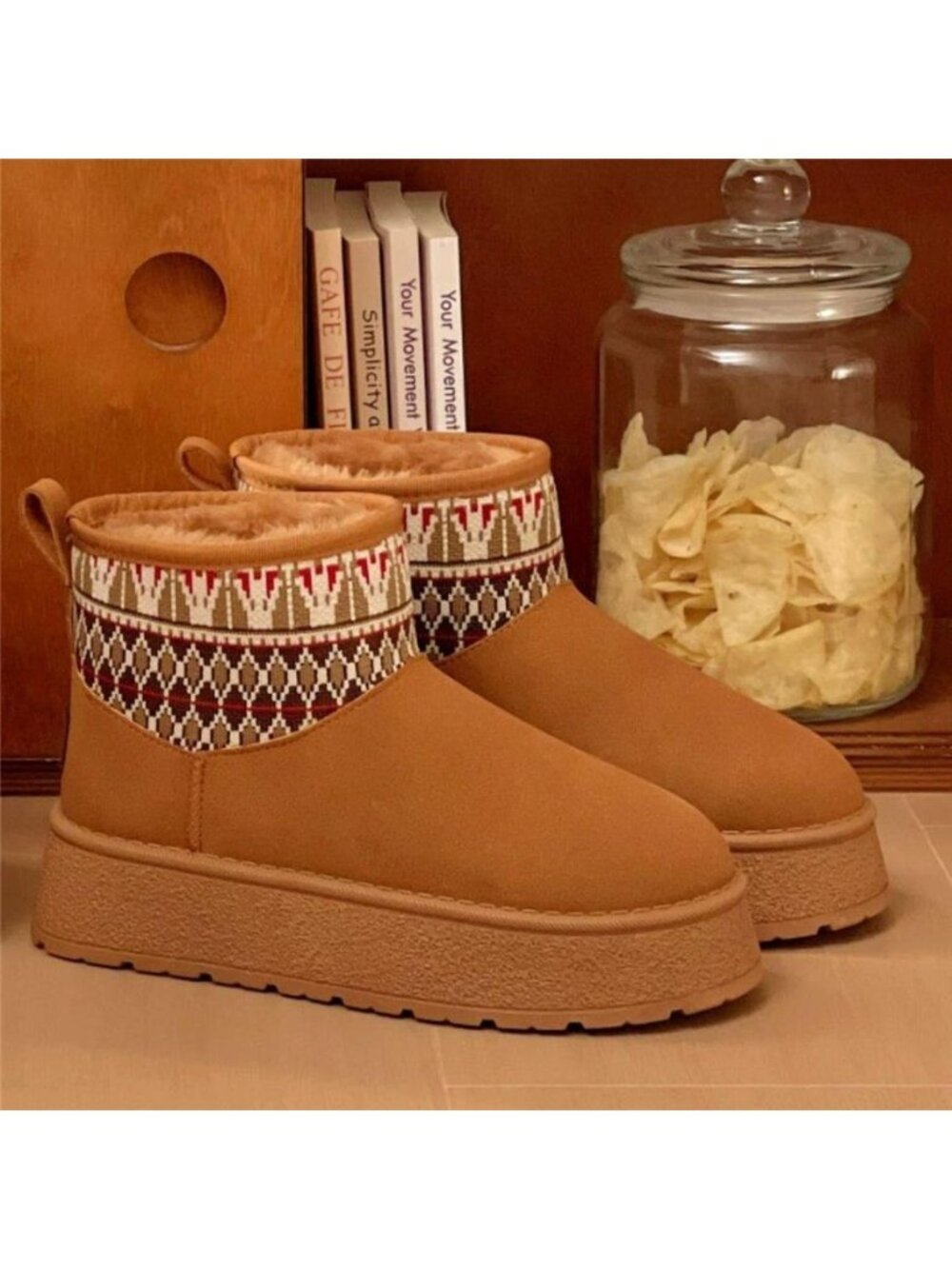 Round Toe Platform Boots